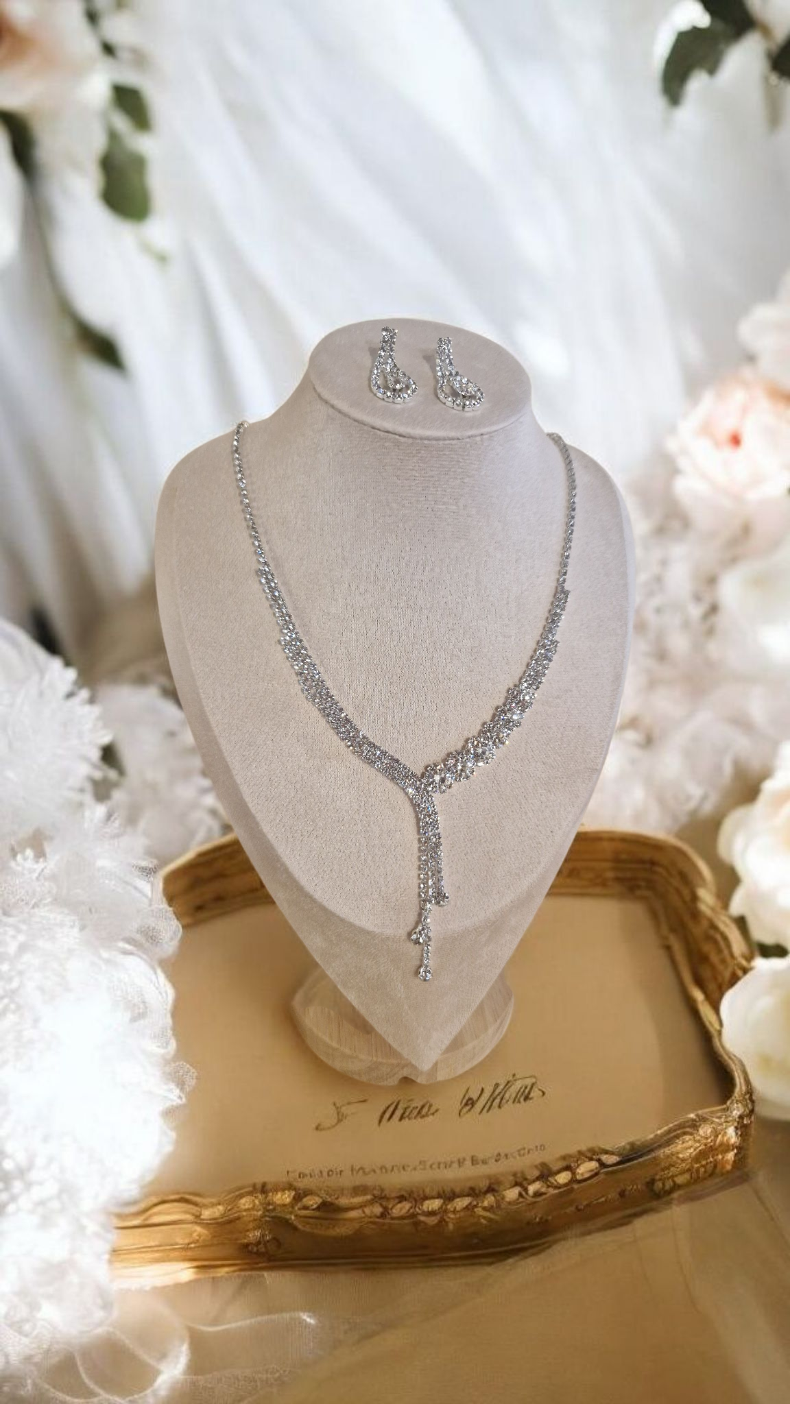 20250516 134158 Parure “Éclat Royal”